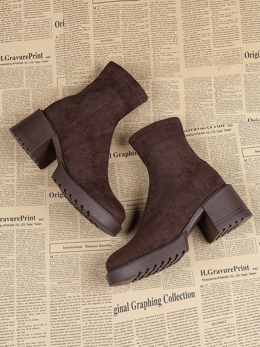 BUTY NA PLATFORMIE 