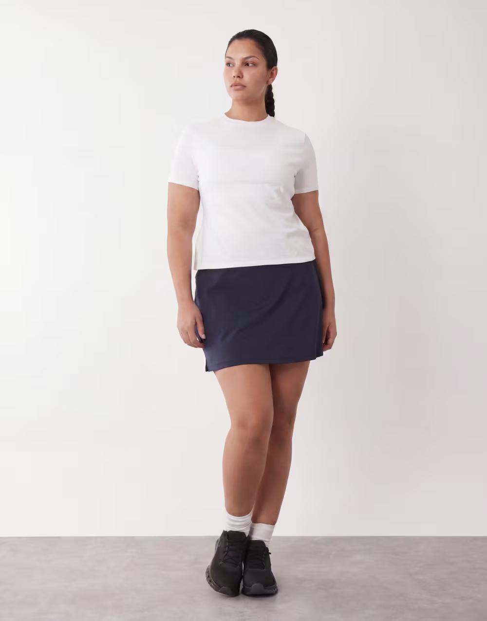 BIAŁY T-SHIRT CASUAL