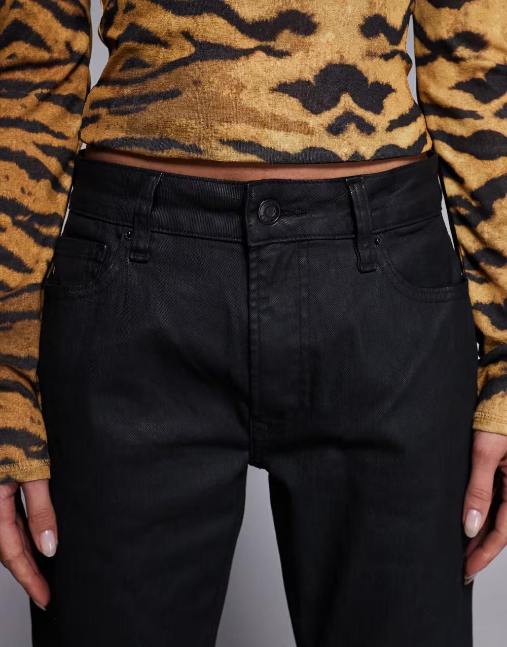 czarne spodnie jeans niski stan