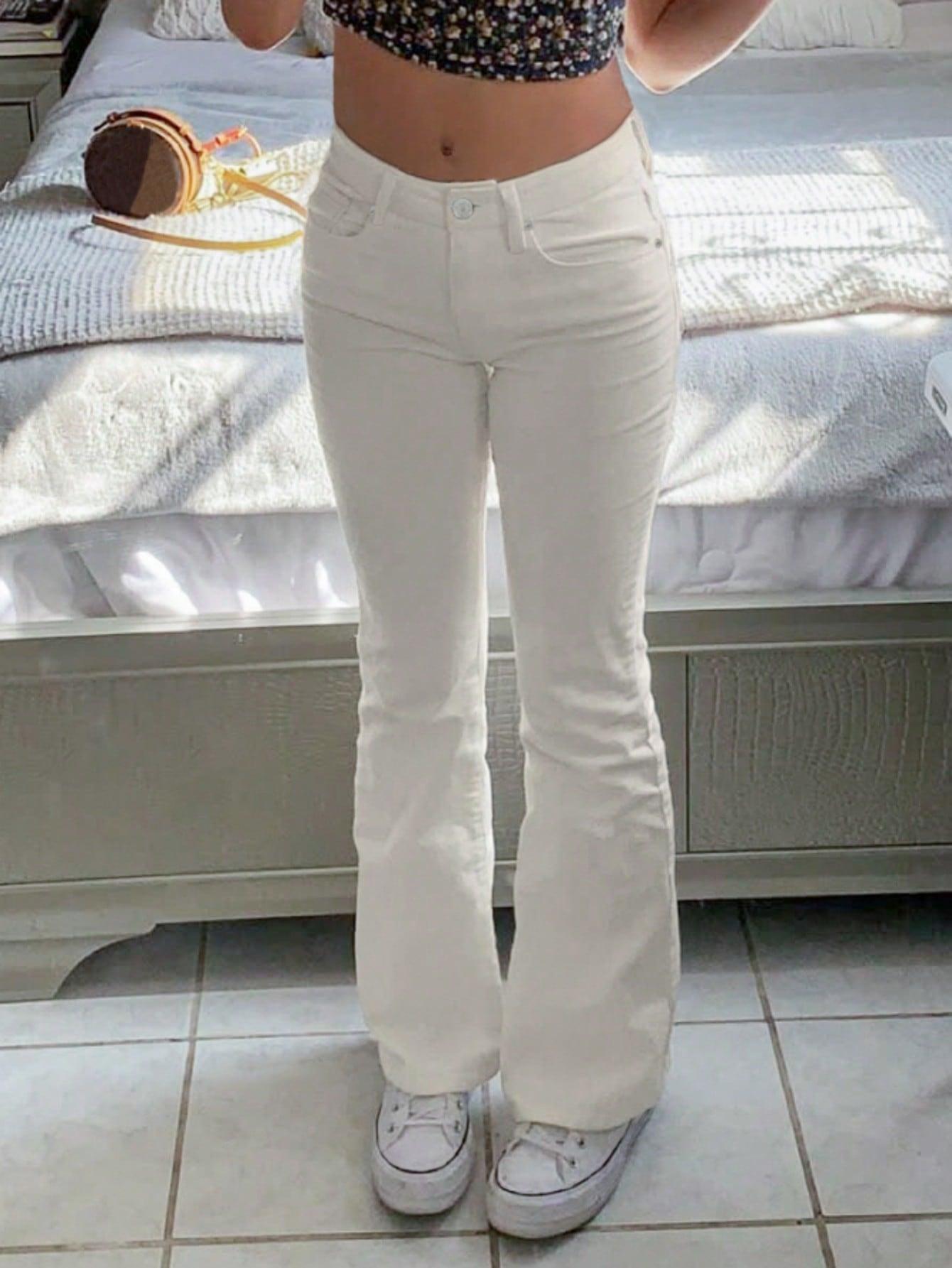 BIAŁE JEANSY DZWONY