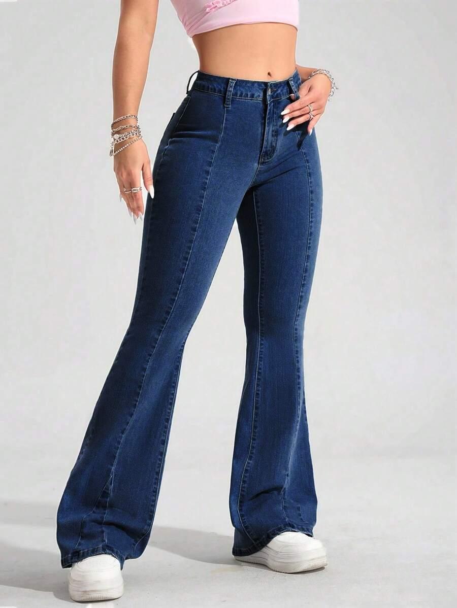 granatowe spodnie jeans 