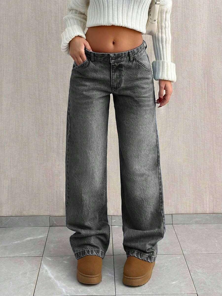 szare jeansy kieszenie 