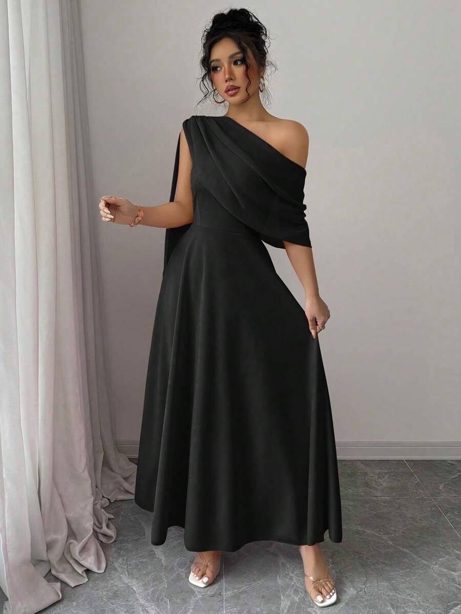 CZARNA MAXI SUKIENKA