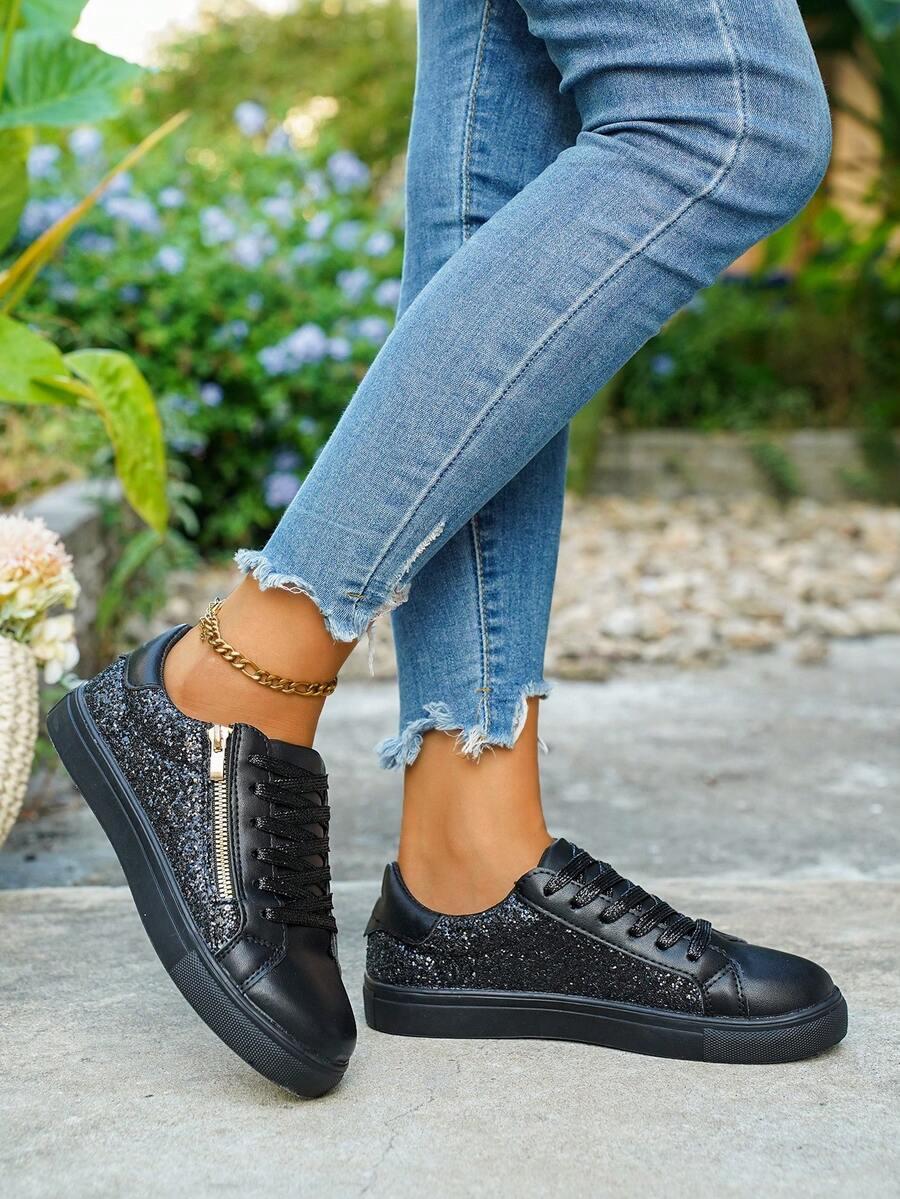 CZARNE BUTY SPORTOWE ZDOBIENIE