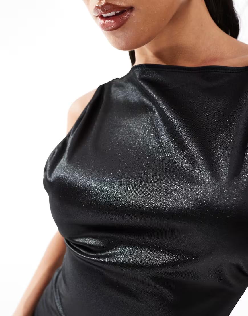 czarny satynowy top