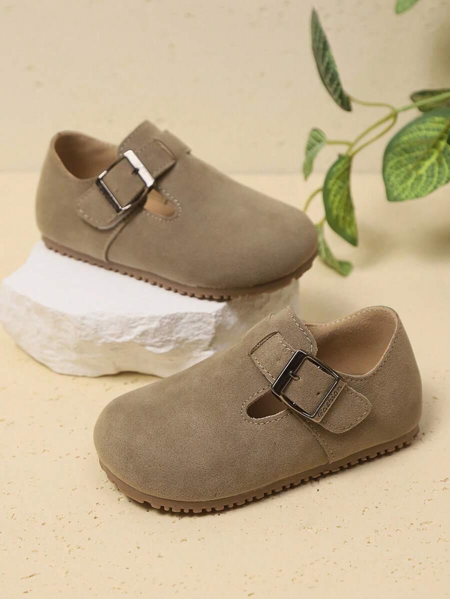 brązowe buty sprzączka