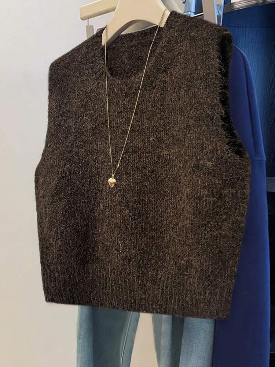 brązowy sweter bez rękawów