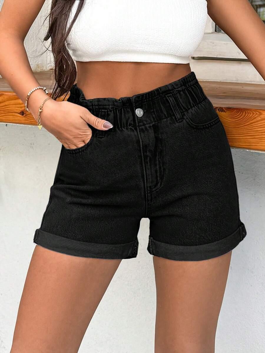 czarne spodenki jeans