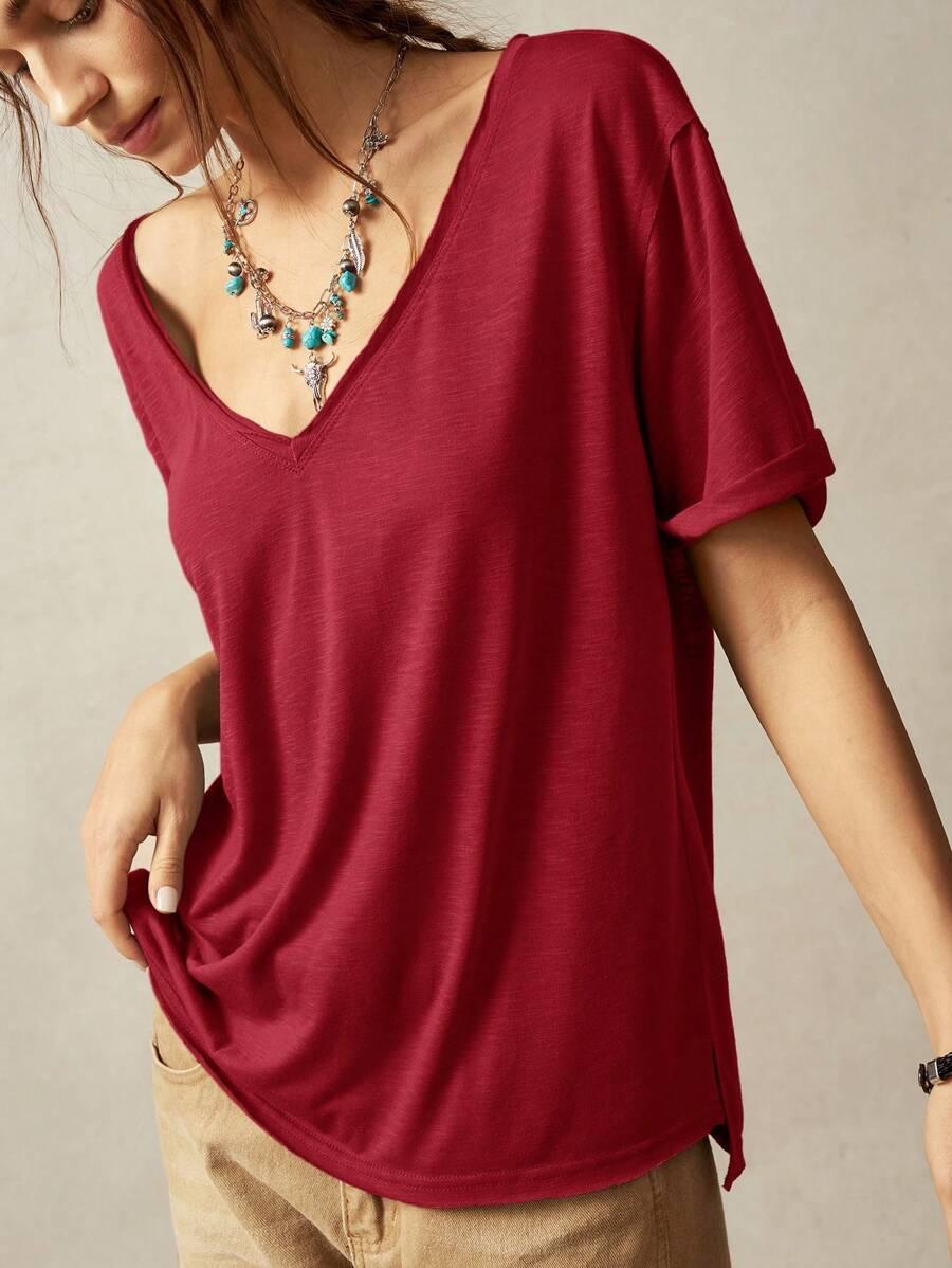 czerwony t-shirt v-neck