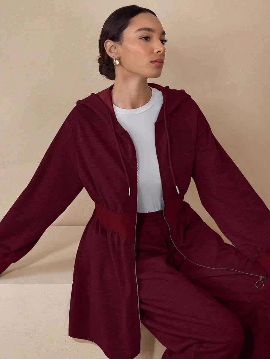 bordowa bluza z kapturem