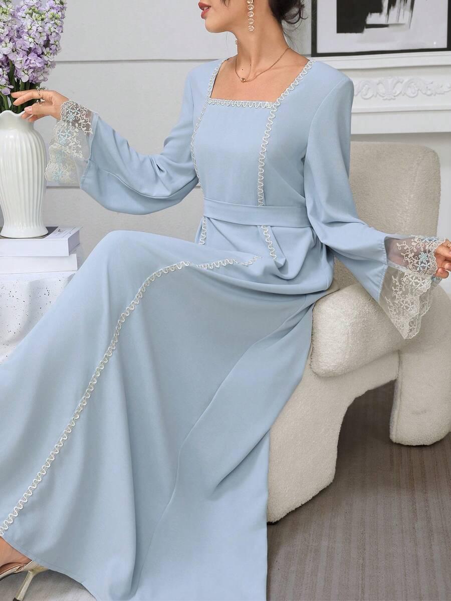 niebieska maxi sukienka