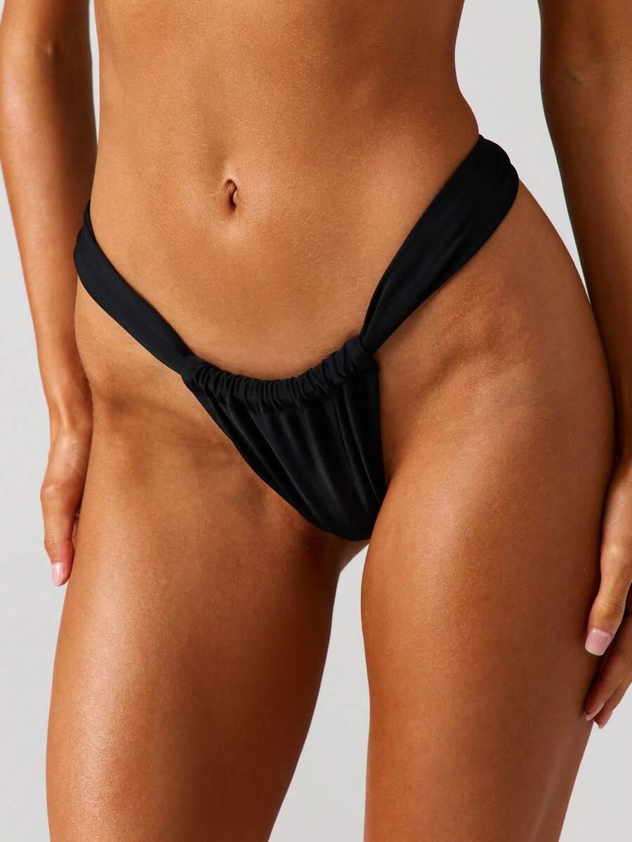 czarny dół od bikini
