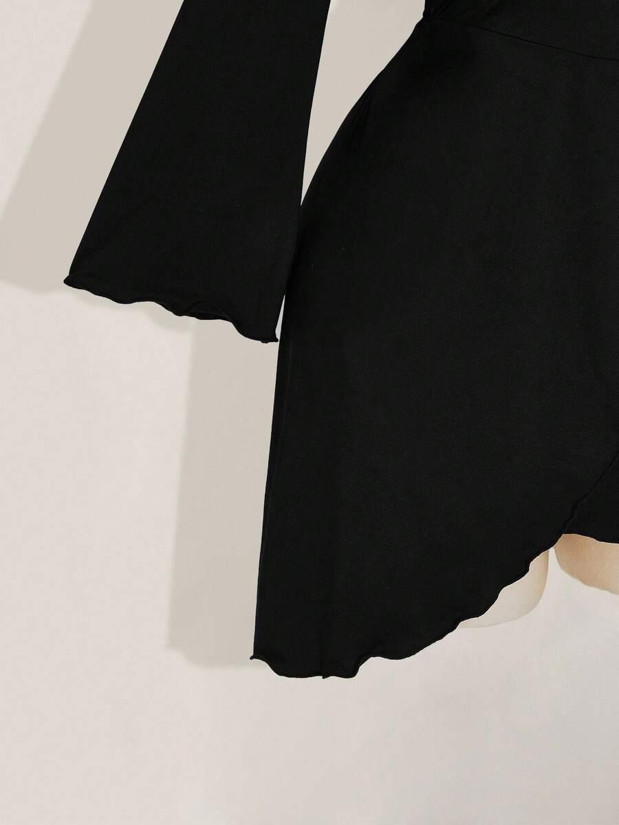 CZARNA MINI SUKIENKA V-NECK 