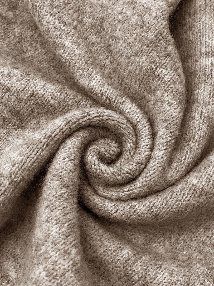 brązowy sweter z domieszką wełny