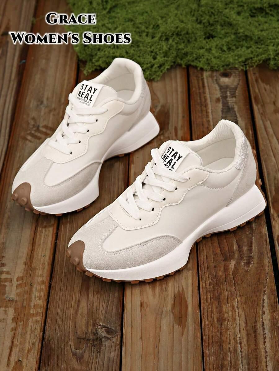Buty sportowe sznurowane 