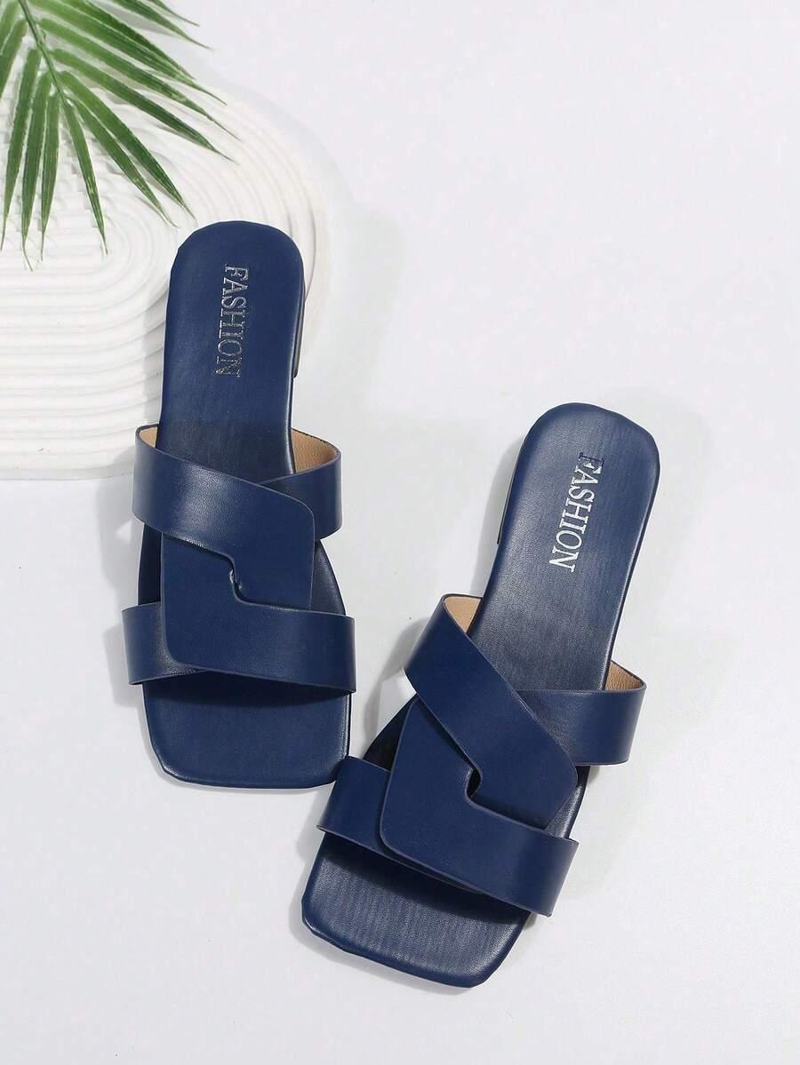 niebieskie klapki casual