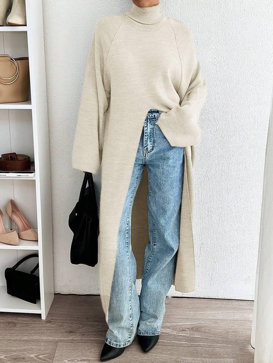beżowy sweter golf rozcięcie