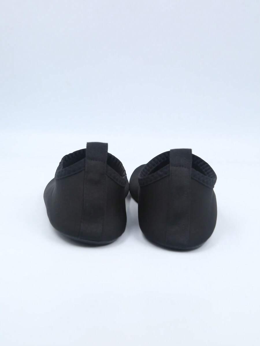 CZARNE BUTY DO WODY