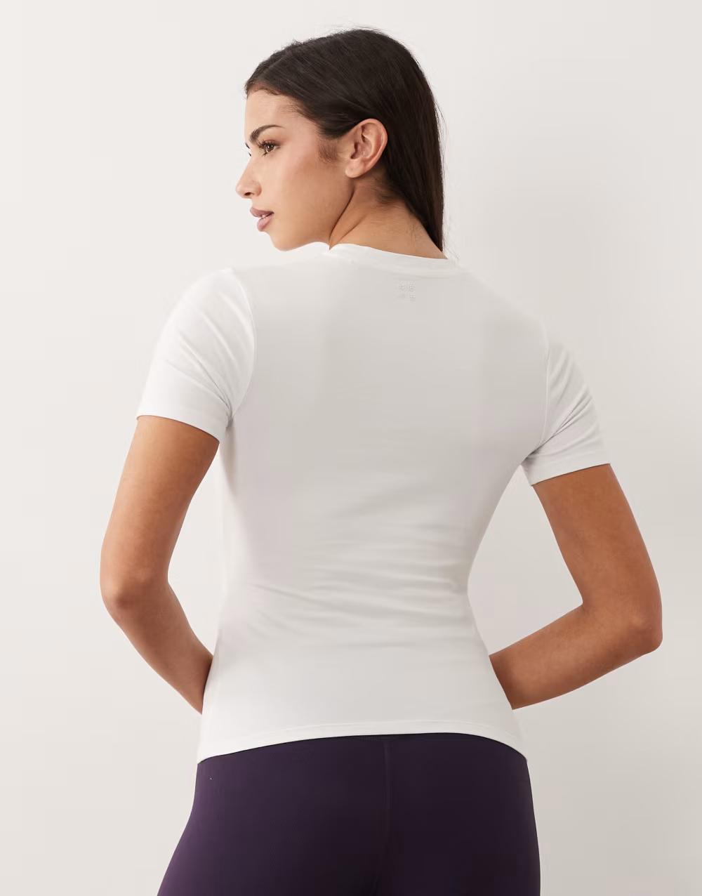BIAŁY T-SHIRT CASUAL