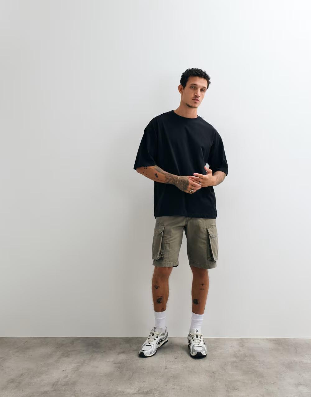 czarny t-shirt oversize