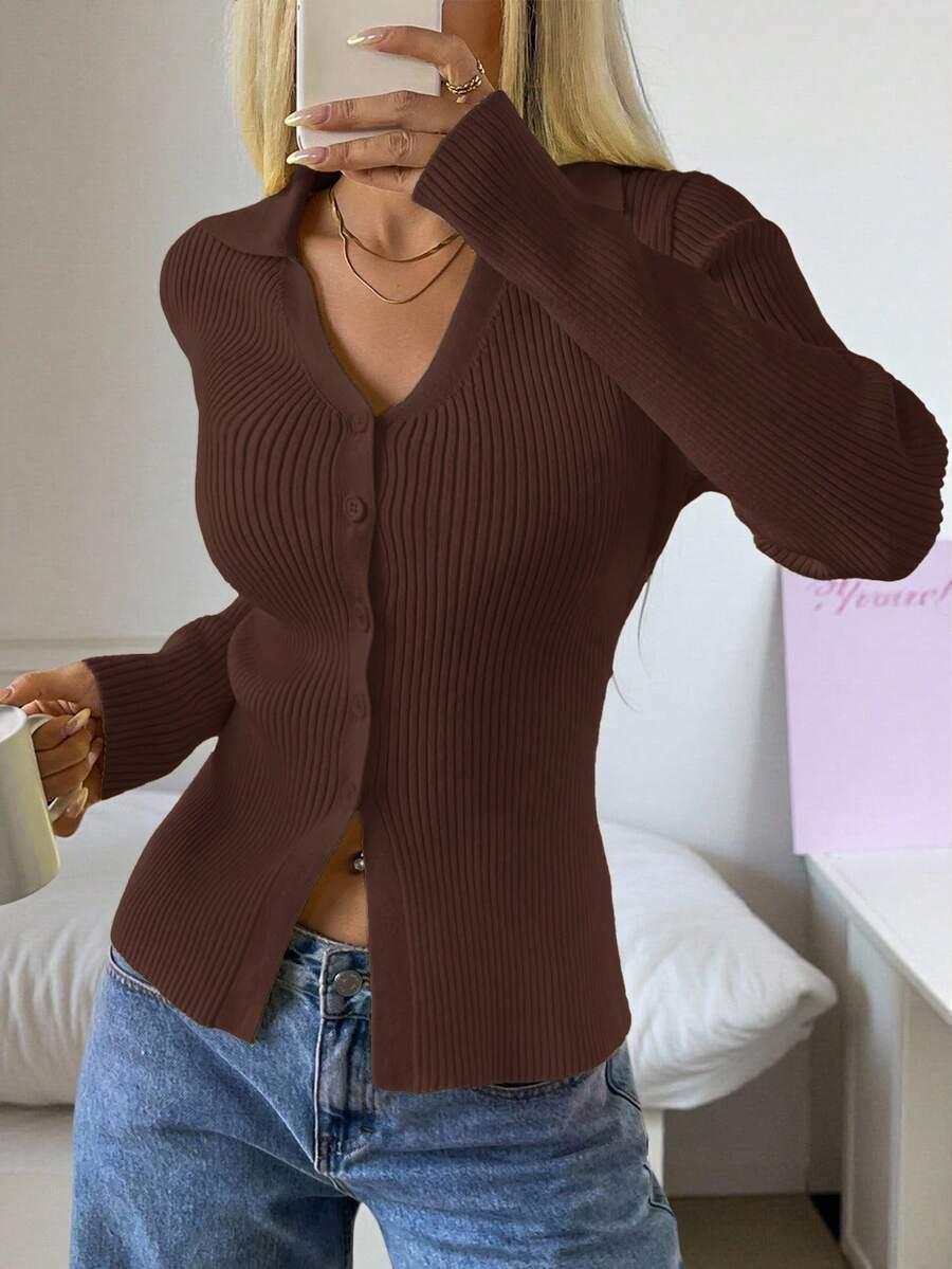 BRĄZOWY DZIANINOWY SWETER GUZIKI 
