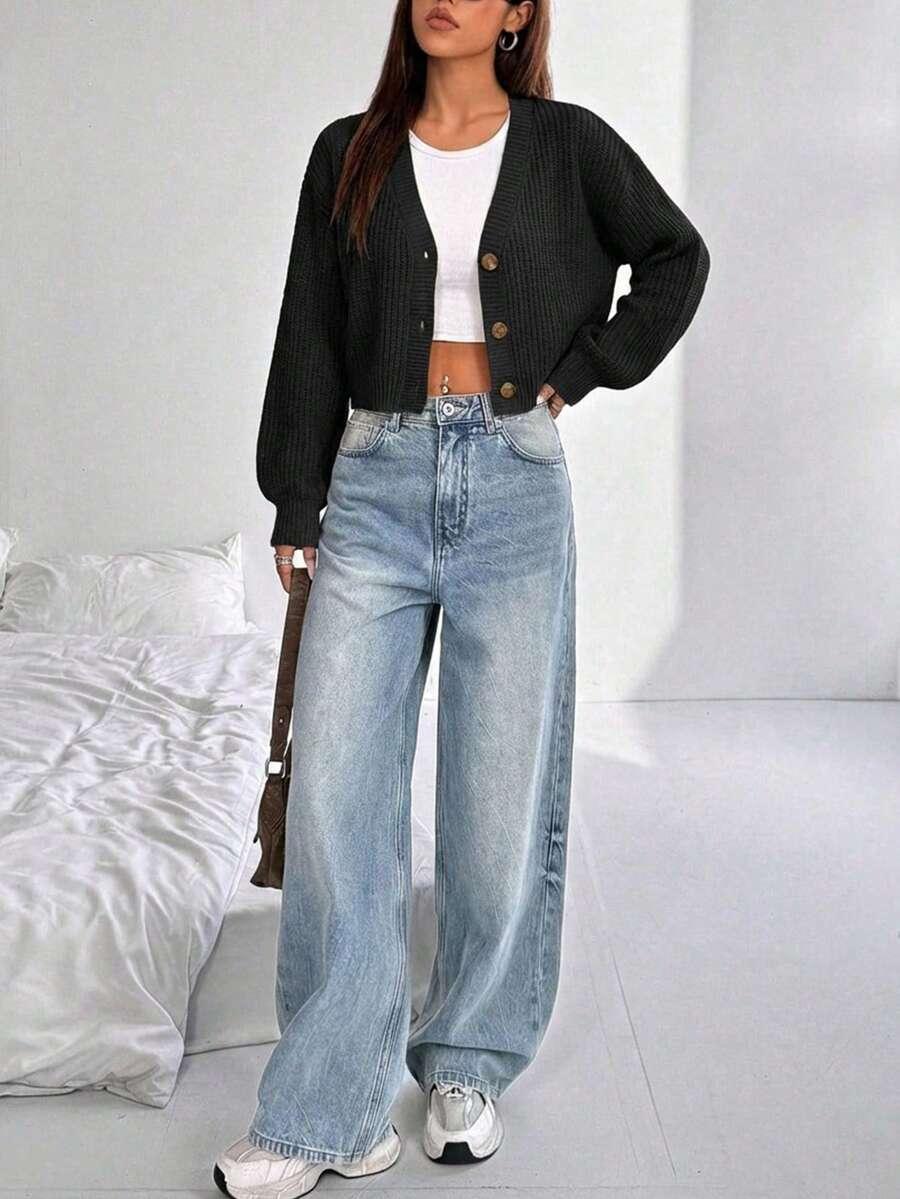 CZARNY SWETER GUZIKI
