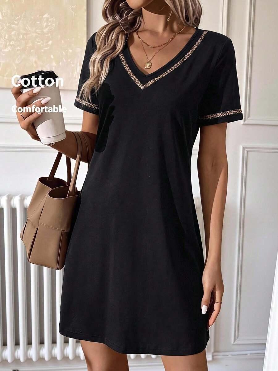 CZARNA MINI SUKIENKA