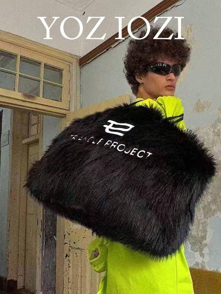 czarna torebka imitacja futra