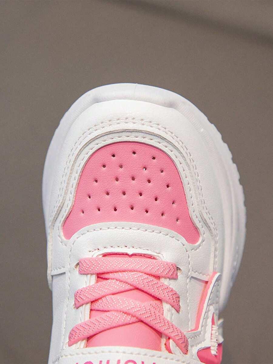SZNUROWANE BUTY SPORTOWE