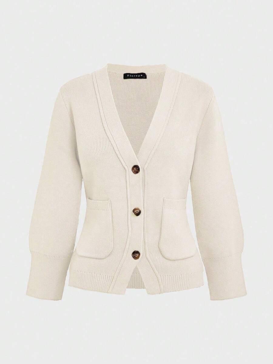 Beżowy sweter kieszonki