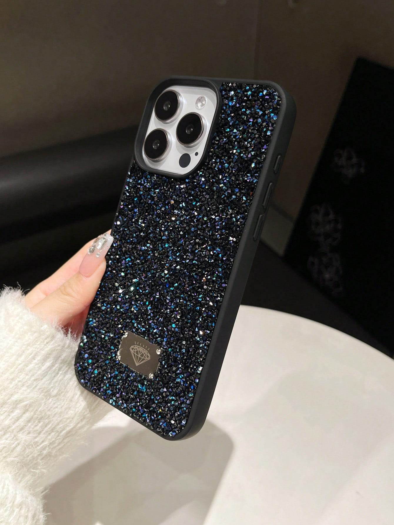 czarne etui na telefon Iphone 16 Pro