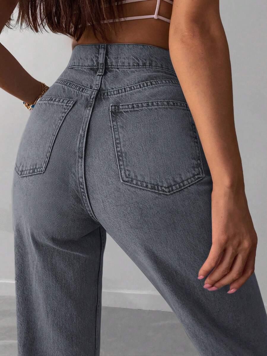 szare spodnie jeans