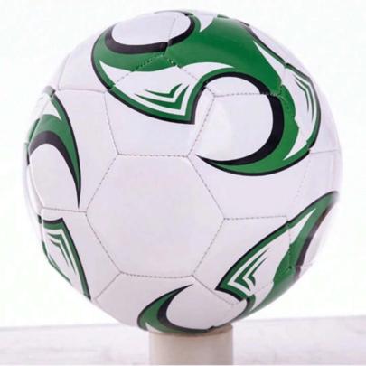 ZIELONA PIŁKA SPORTOWA