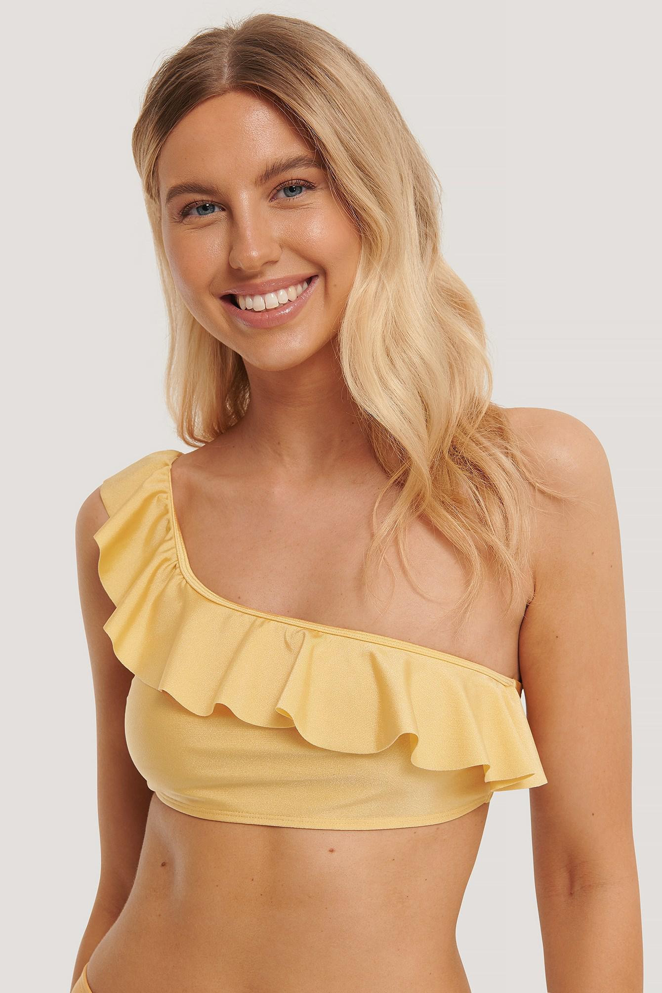 asymetryczna góra bikini falbanka