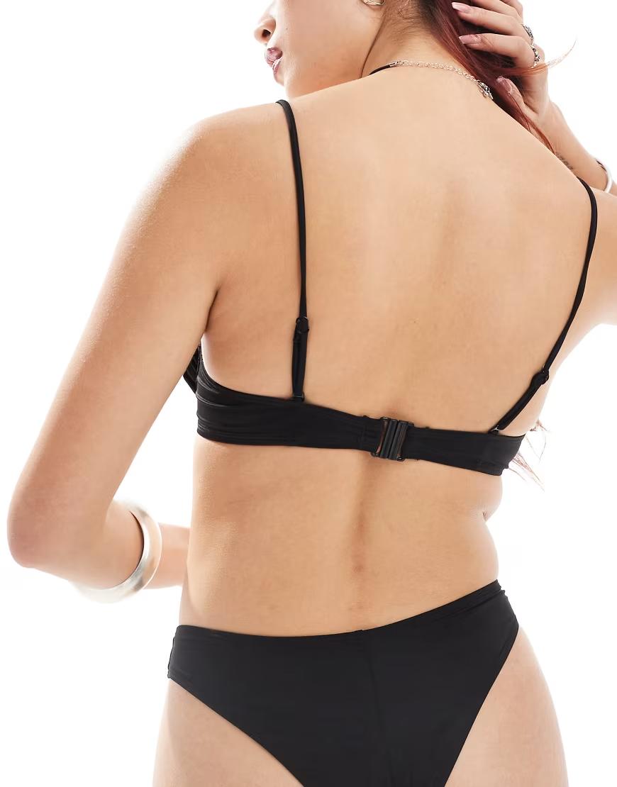 czarna góra od bikini