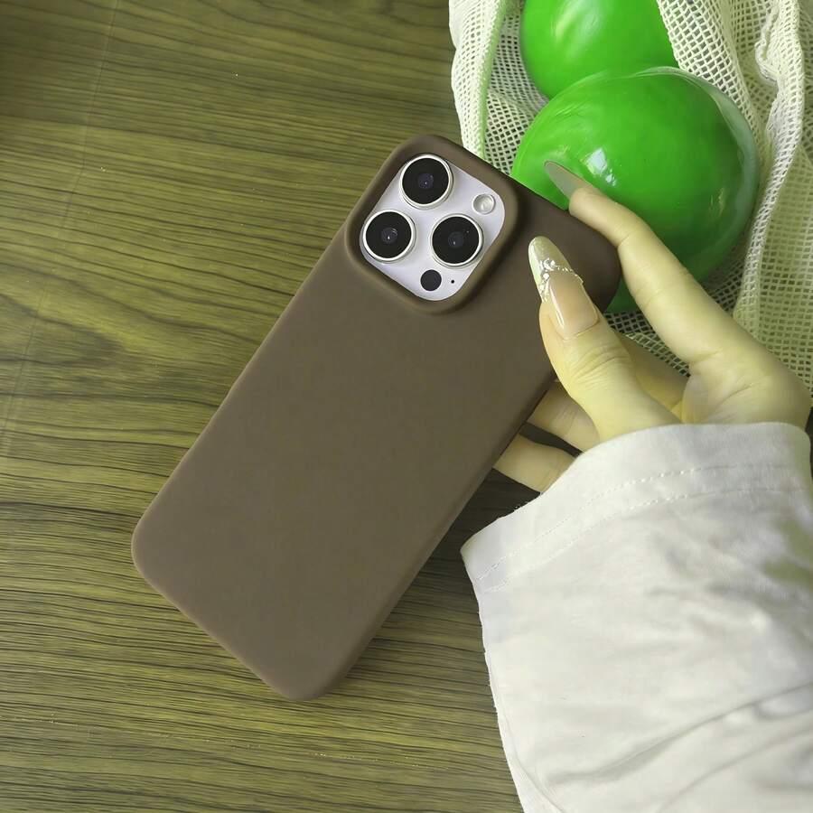 brązowe etui na telefon iPhone
