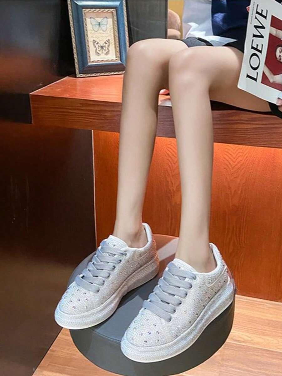 buty sportowe zdobienie