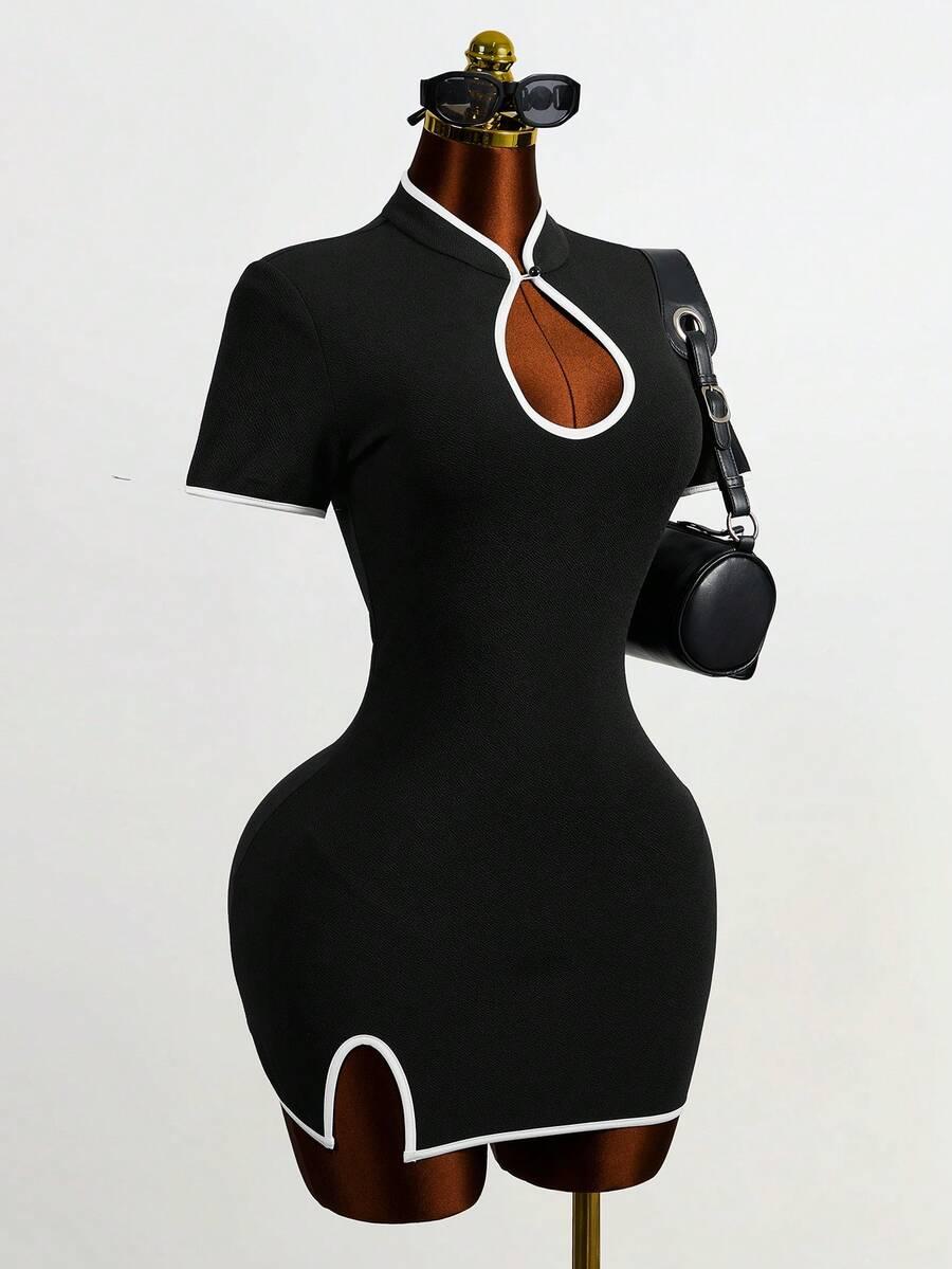 czarna mini sukienka