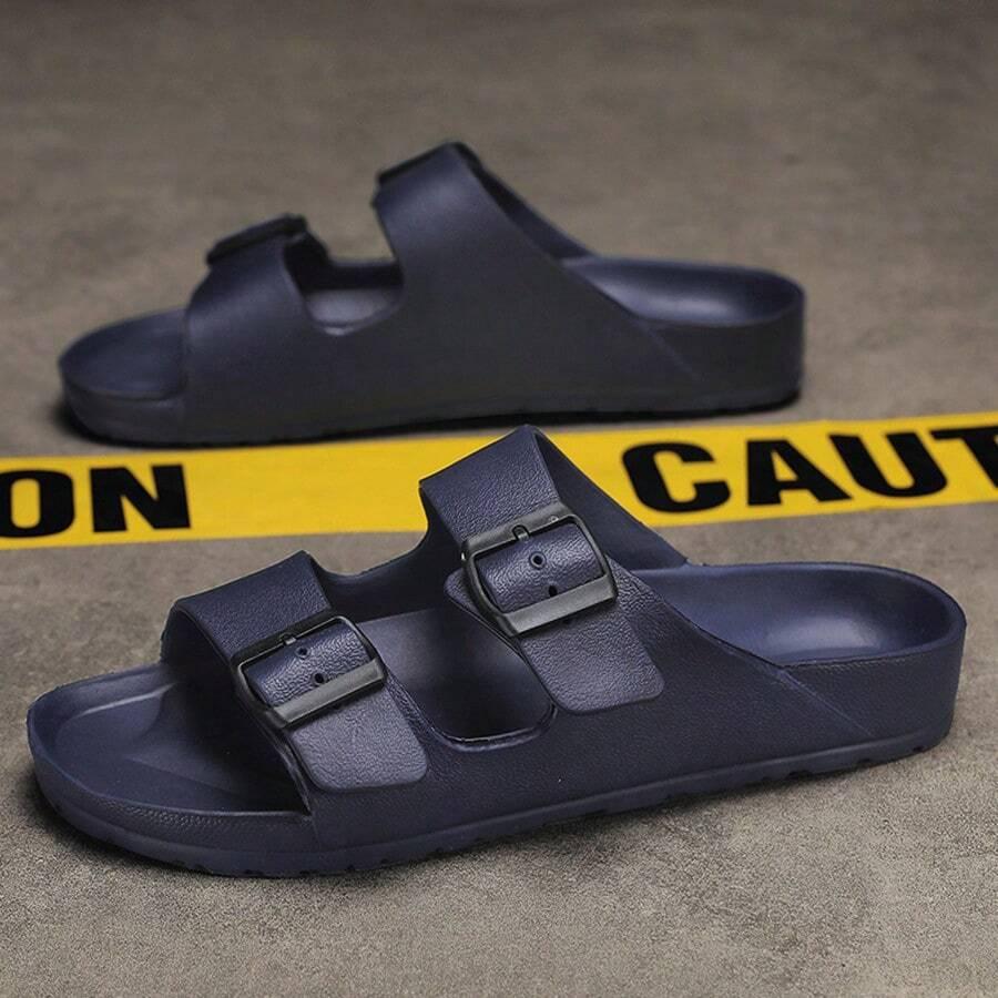 granatowe klapki casual