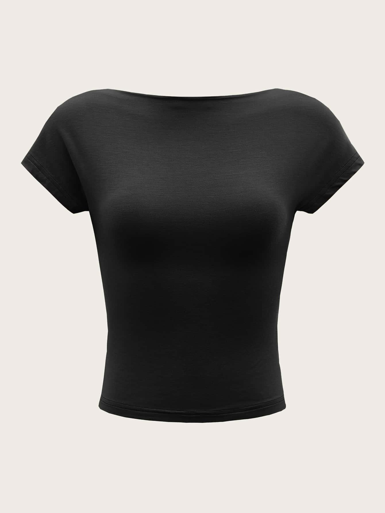 CZARNY CROP TOP WYCIĘCIE