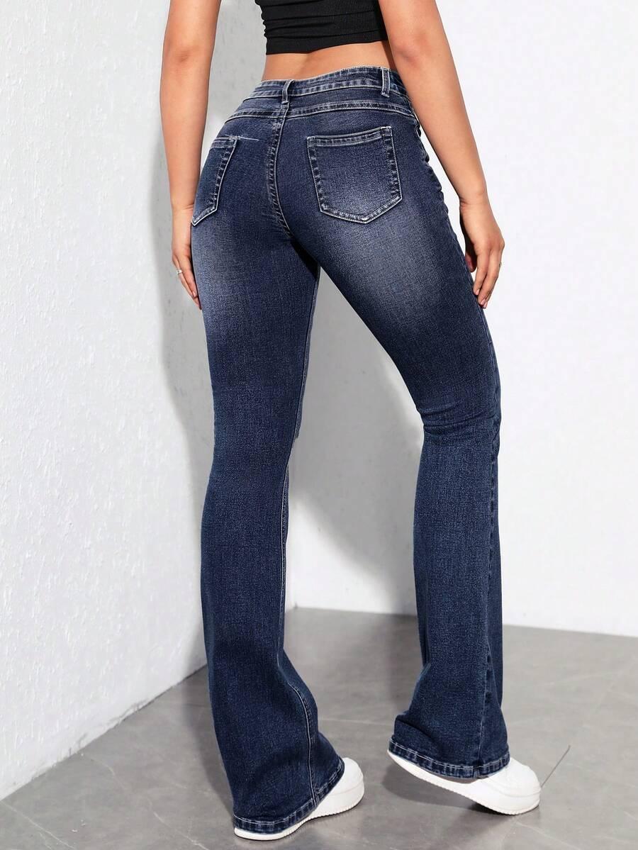 niebieskie jeansy casual