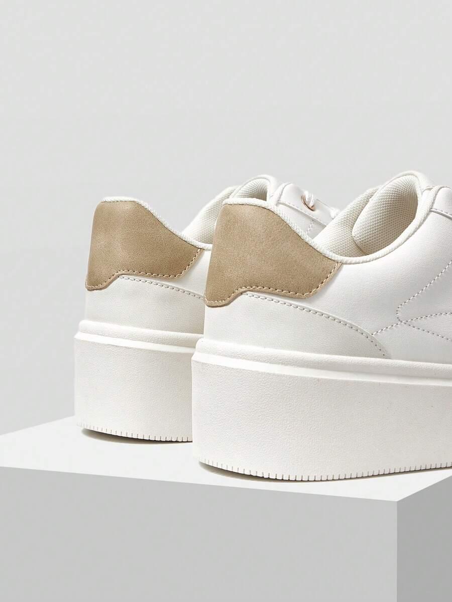 BIAŁE SPORTOWE BUTY