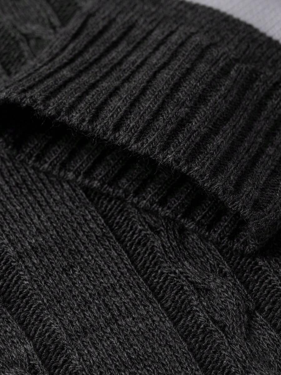 SWETER Z GOLFEM kontrast