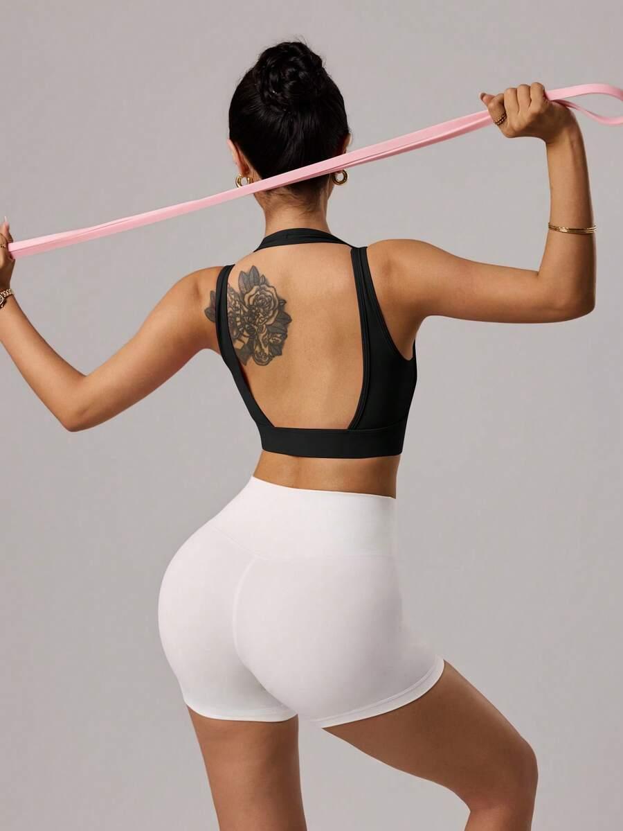 czarny sportowy top