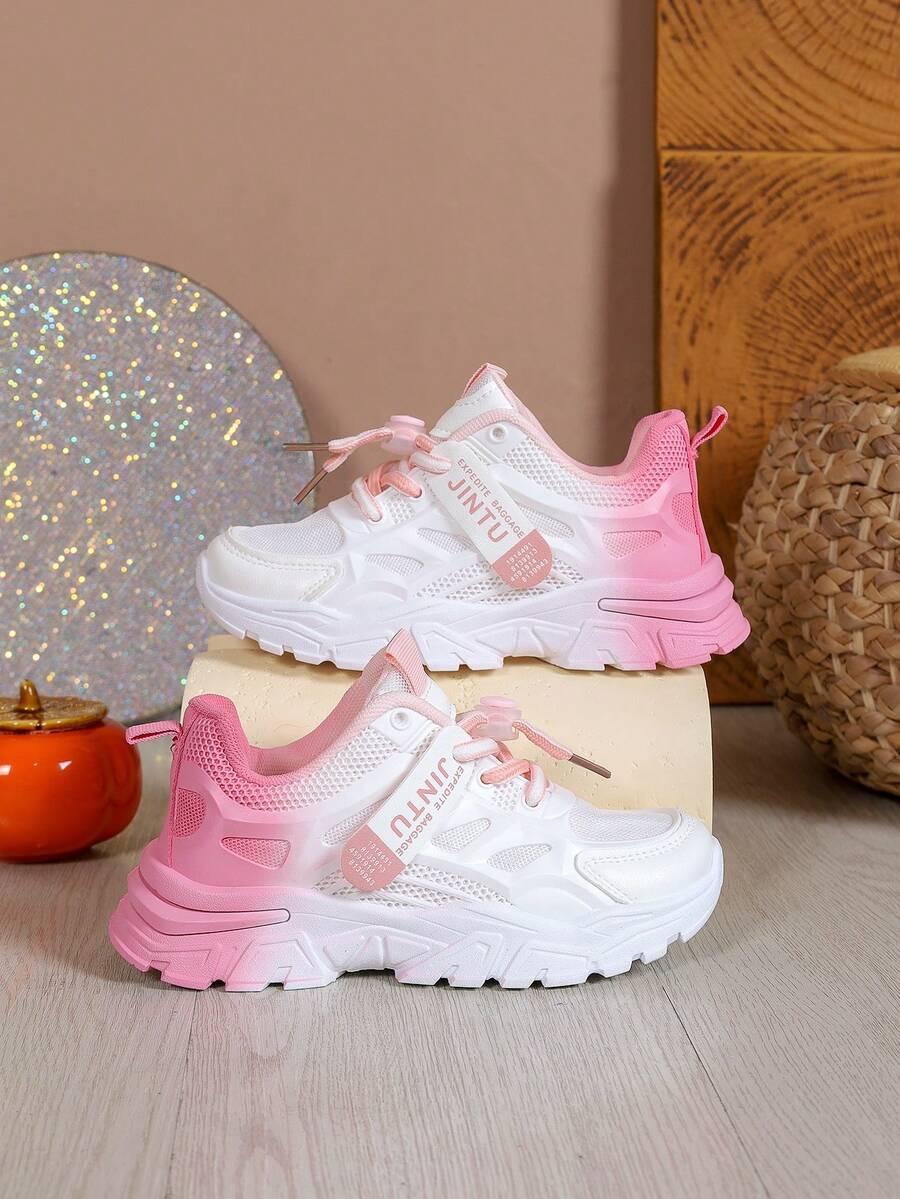sznurowane buty sportowe 