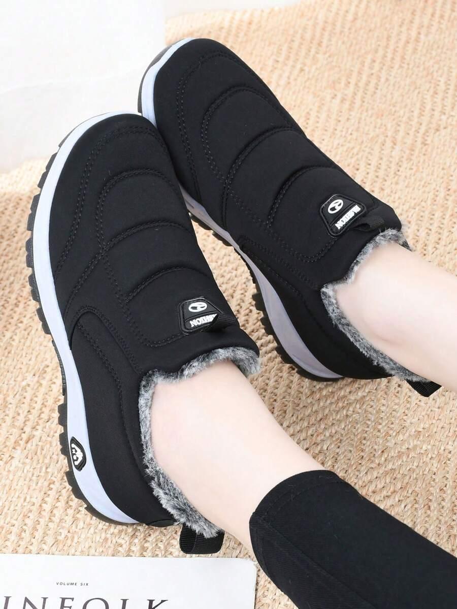 CZARNE OCIEPLANE BUTY SPORTOWE