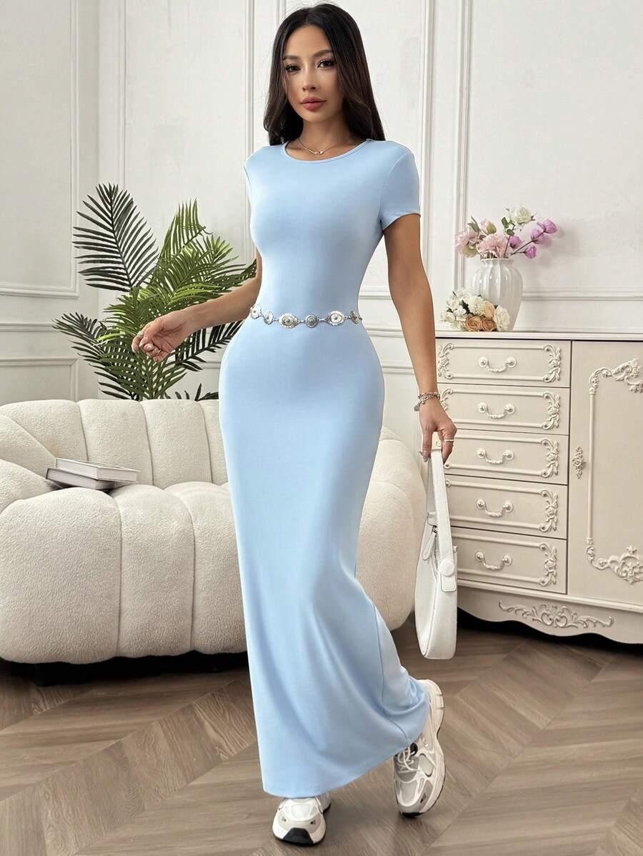 niebieska gładka maxi sukienka