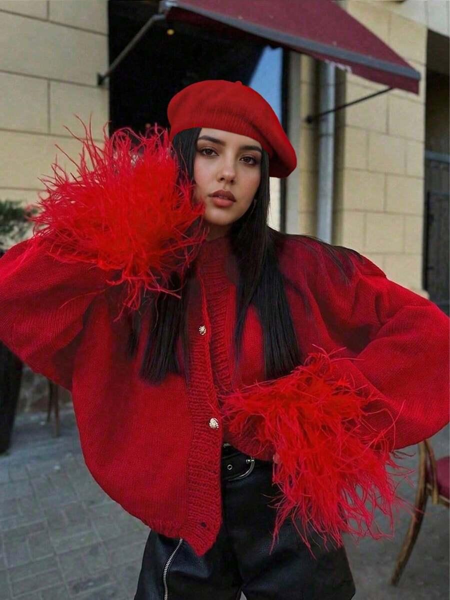 CZERWONY SWETER GUZIKI