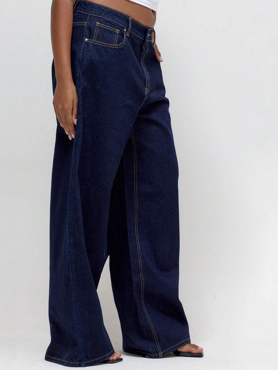 niebieskie jeansy casual