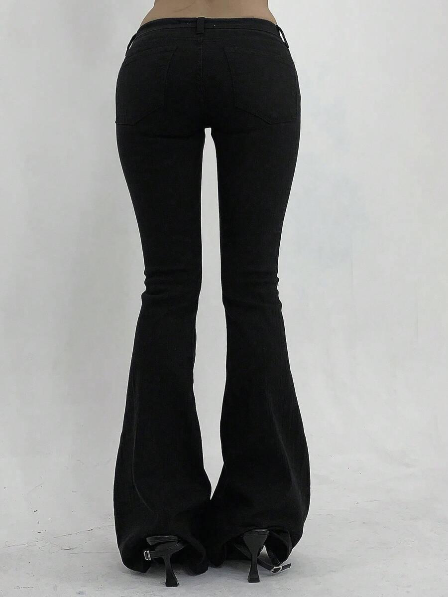 czarne spodnie jeans
